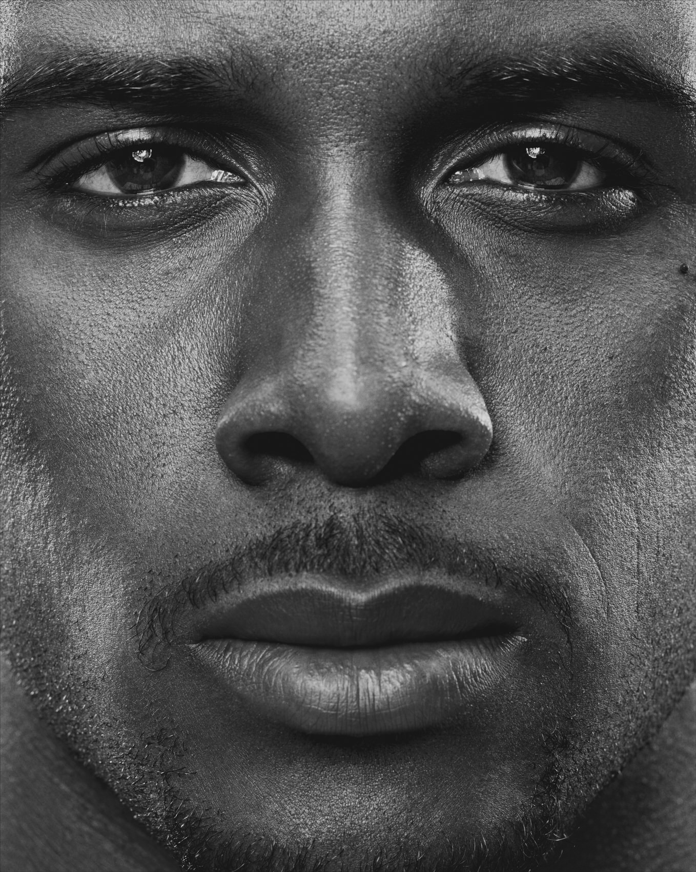 Reggie Bush, Red Bulletin